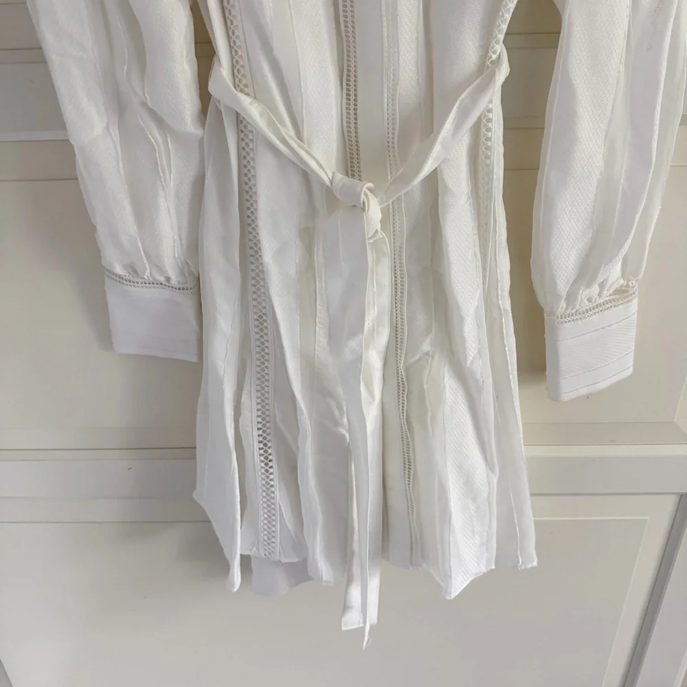 Reiss new white